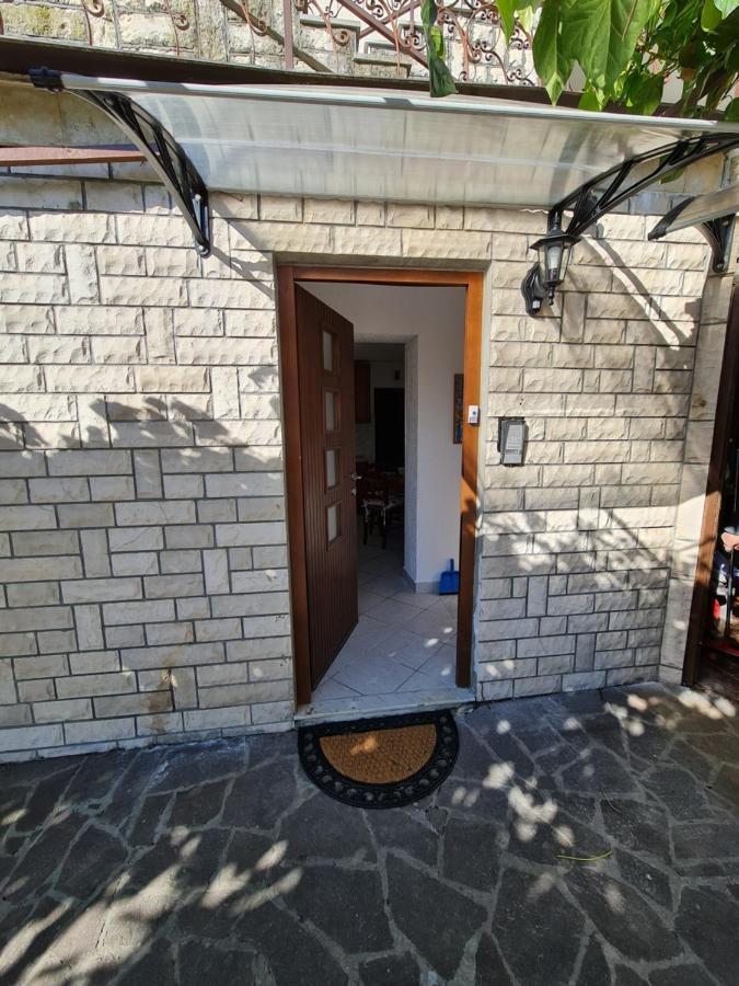 Apartma Pina Daire Izola Dış mekan fotoğraf