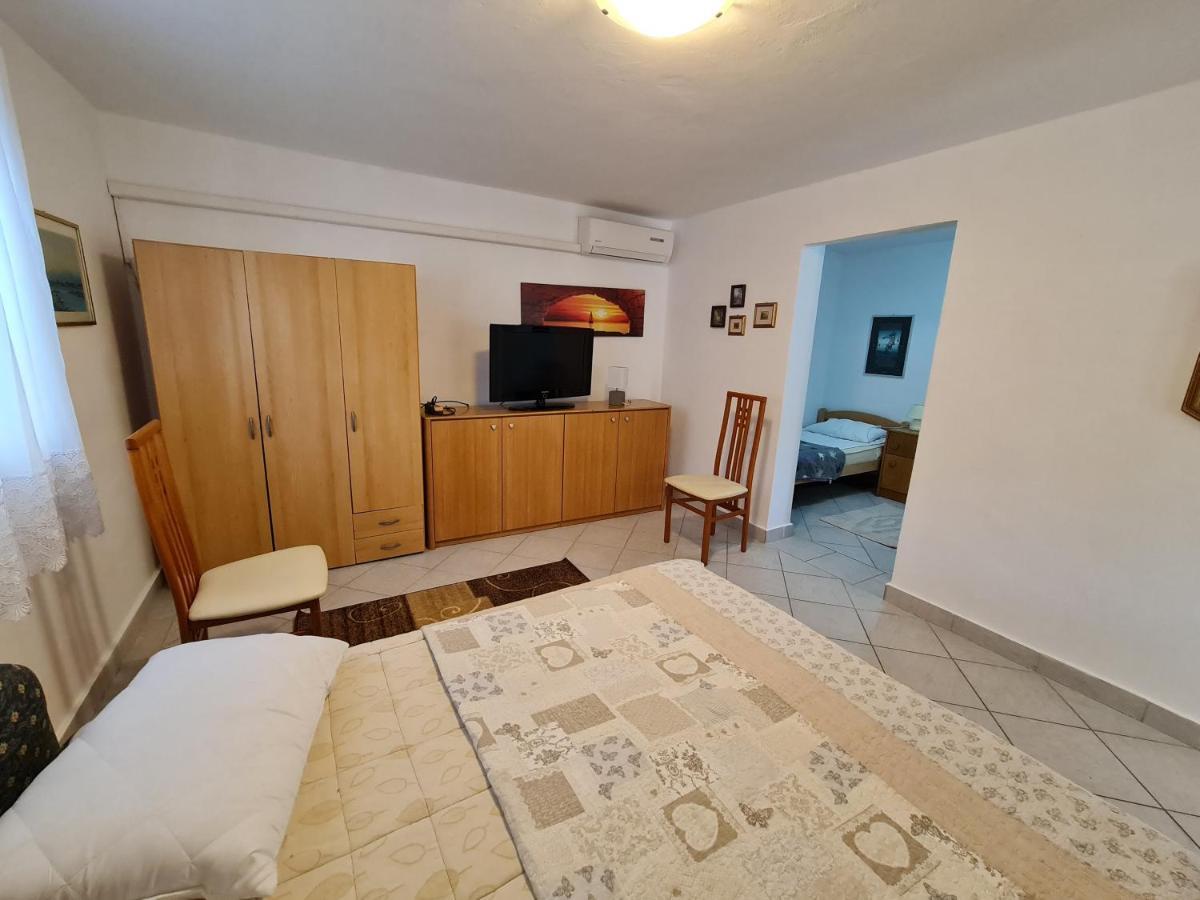 Apartma Pina Daire Izola Dış mekan fotoğraf