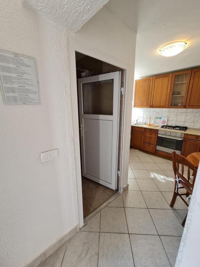 Apartma Pina Daire Izola Dış mekan fotoğraf