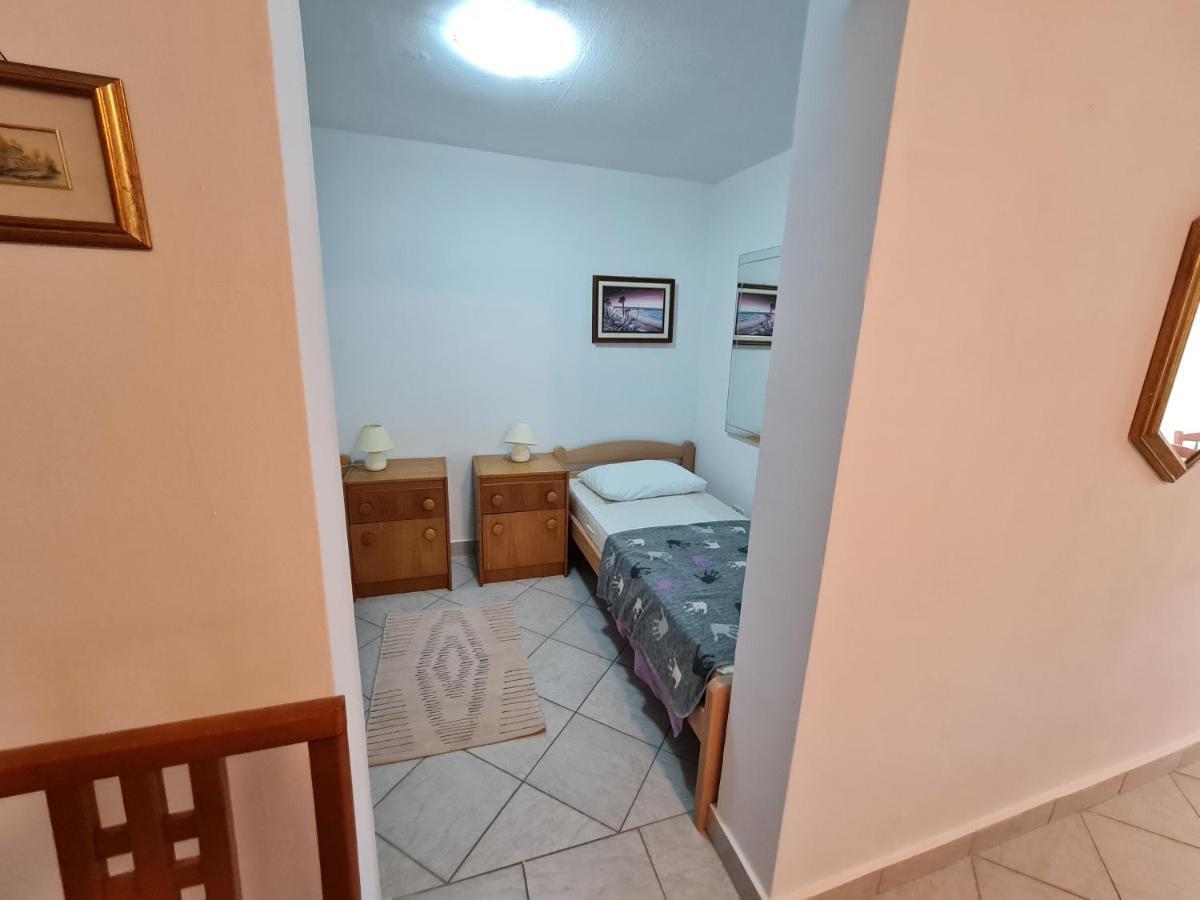 Apartma Pina Daire Izola Dış mekan fotoğraf